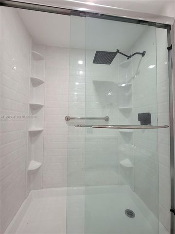 3505 S Ocean Dr 218, Hollywood, FL 33019