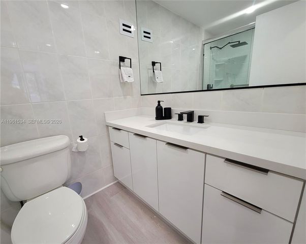 3505 S Ocean Dr 218, Hollywood, FL 33019