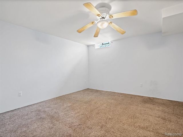 37670 Kingsburn Drive, Livonia, MI 48152