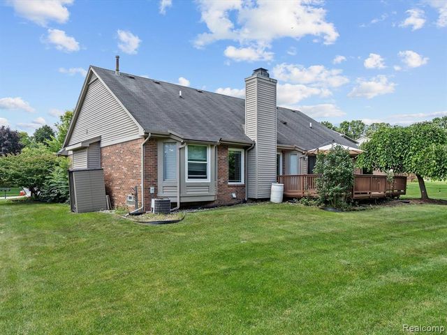 37670 Kingsburn Drive, Livonia, MI 48152