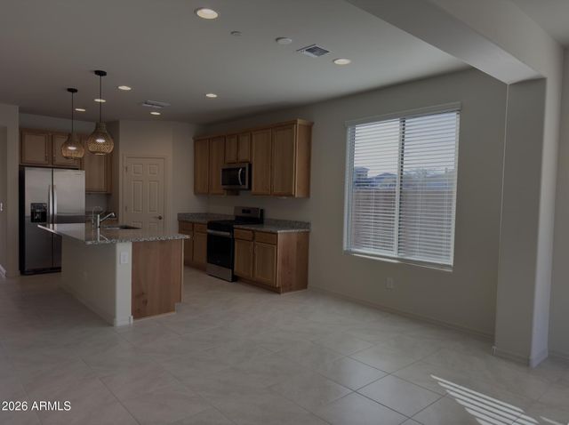 13550 W CASSIA Trail, Peoria, AZ 85383