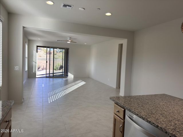 13550 W CASSIA Trail, Peoria, AZ 85383