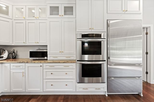 8 Rock Mill Run, Montgomery Twp., NJ 08558