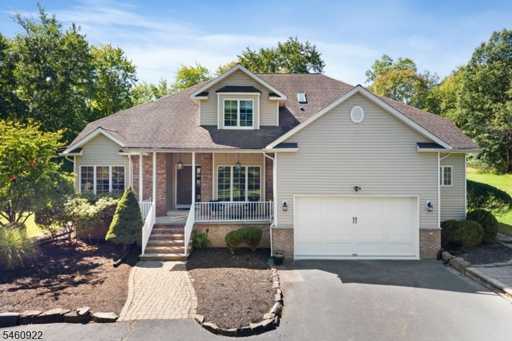 8 Rock Mill Run, Montgomery Twp., NJ 08558