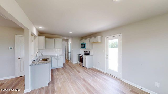 104 Gorman Place, La Grange, NC 28551