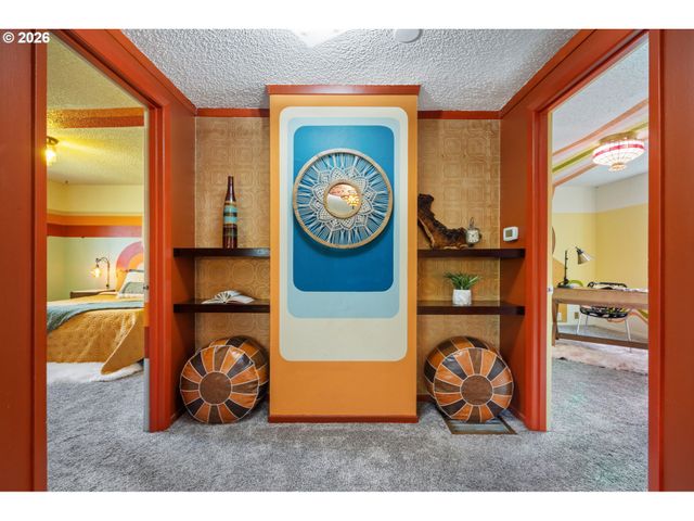 7070 Ne 7TH Pl, Portland, OR 97211