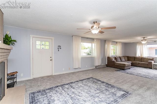 237 Del Rey Avenue, Canon City, CO 81212