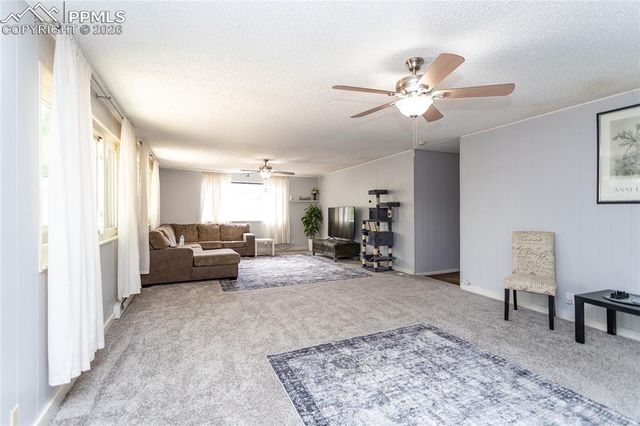237 Del Rey Avenue, Canon City, CO 81212