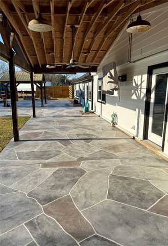 18502 Wells Court, Pearland, TX 77584