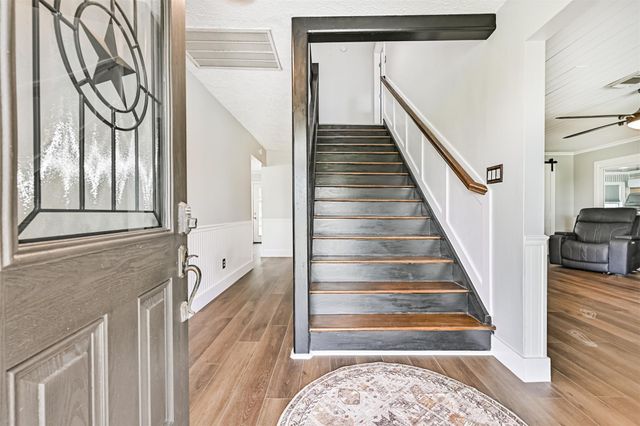 18502 Wells Court, Pearland, TX 77584