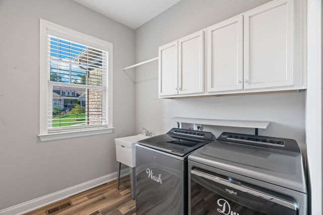 106 N Malayna Dr, Hendersonville, TN 37075