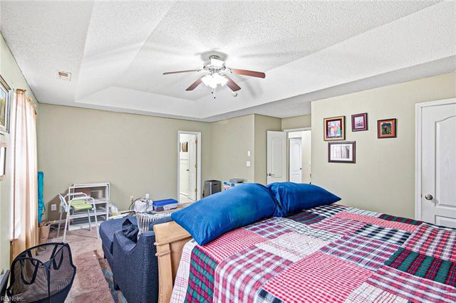 945 Foxboro DR, Newport News, VA 23602