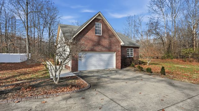 133 Riley Creek Rd, Tullahoma, TN 37388