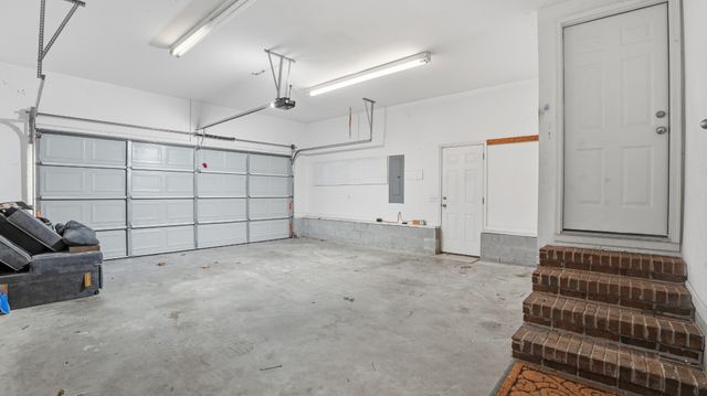 133 Riley Creek Rd, Tullahoma, TN 37388