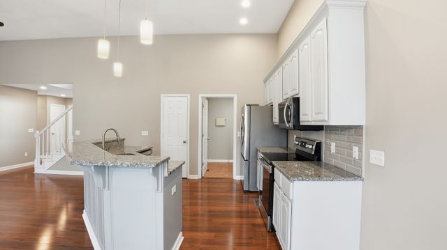 133 Riley Creek Rd, Tullahoma, TN 37388