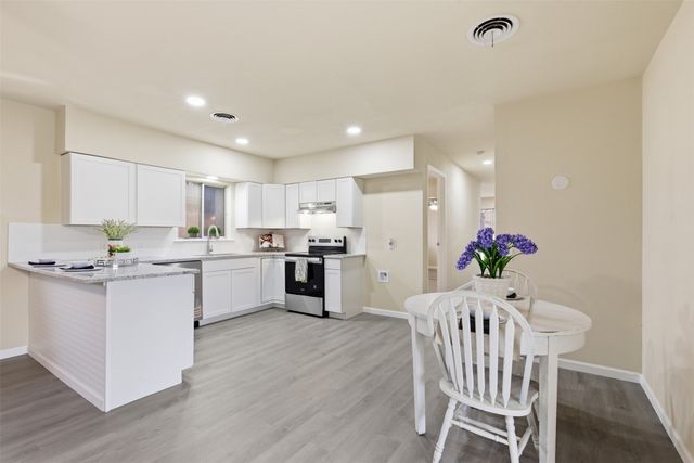 829 Joanna Drive, Hurst, TX 76053