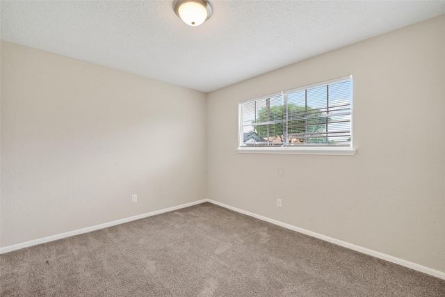 2301 7th Avenue N, Texas City, TX 77590