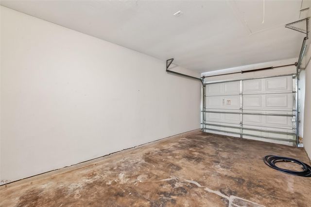 2301 7th Avenue N, Texas City, TX 77590
