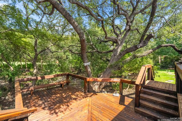 8749 phoenix, Universal City, TX 78148