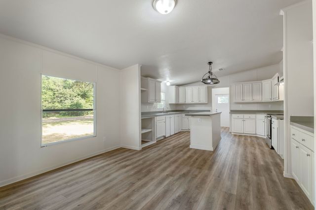 151 Private Road 958, Kirvin, TX 75859