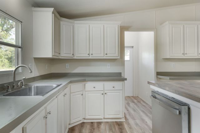 151 Private Road 958, Kirvin, TX 75859