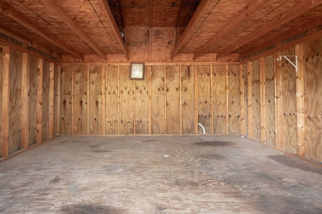 151 Private Road 958, Kirvin, TX 75859