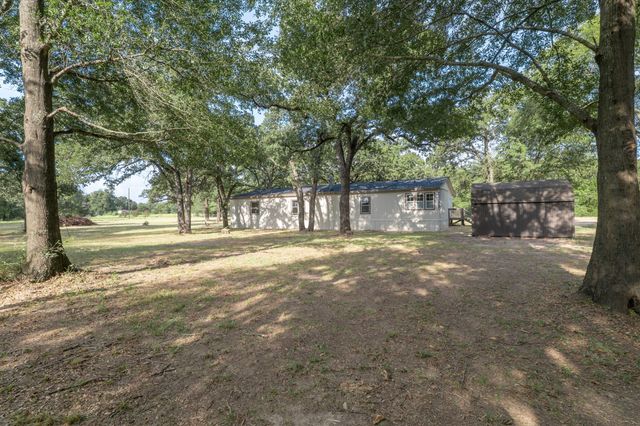 151 Private Road 958, Kirvin, TX 75859