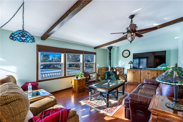 4 Old Orchard Lane, Orchard Park, NY 14127