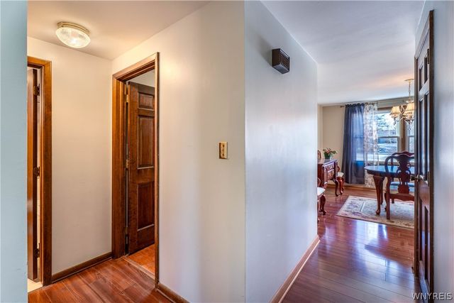 4 Old Orchard Lane, Orchard Park, NY 14127