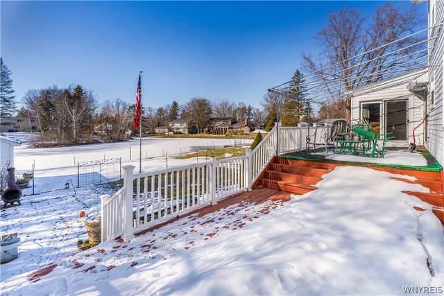 4 Old Orchard Lane, Orchard Park, NY 14127