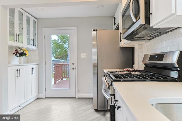 23 TERRACE RD, Essex, MD 21221