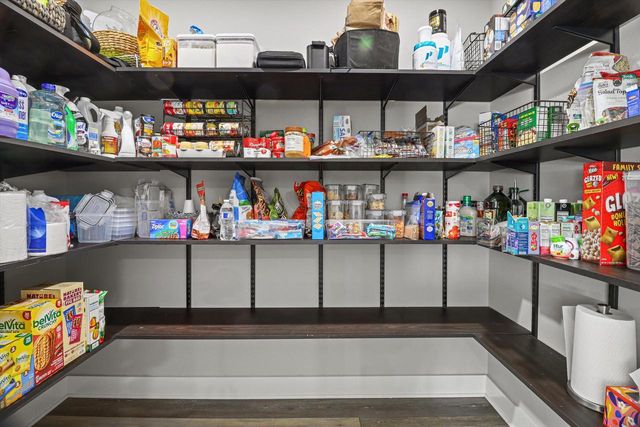 W399S10935 Connor DRIVE, Eagle, WI 53119