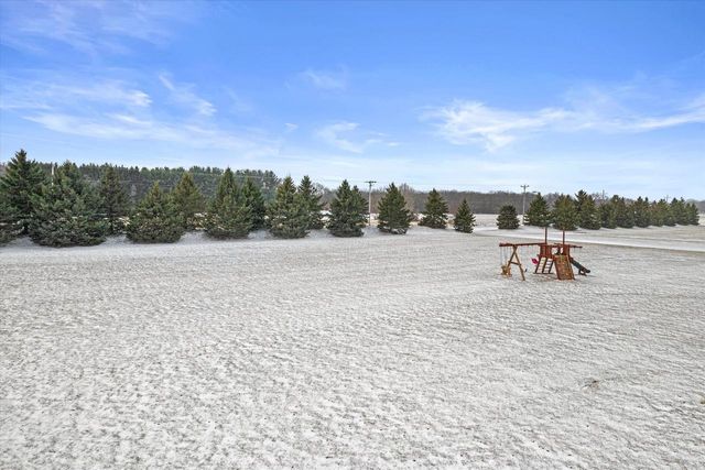 W399S10935 Connor DRIVE, Eagle, WI 53119