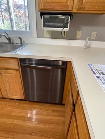 55 Littleton Rd 15B, Ayer, MA 01432