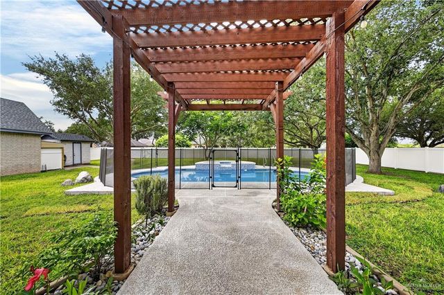 4808 Harrods Avenue, Edinburg, TX 78542