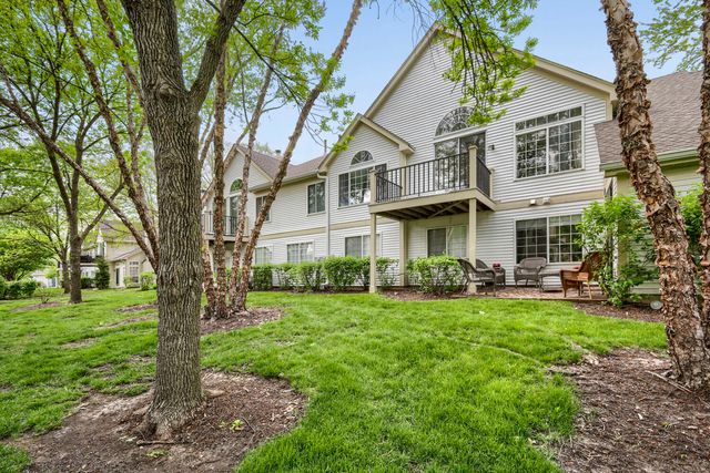 1619 Camberley Court 2, Bartlett, IL 60103