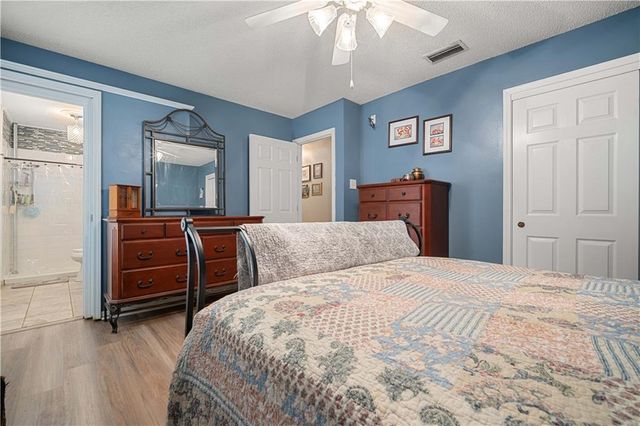 13045 Oak Forge Drive, Mobile, AL 36608