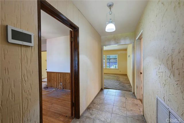 9326 Farm, Downey, CA 90241