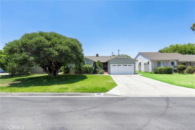 9326 Farm, Downey, CA 90241