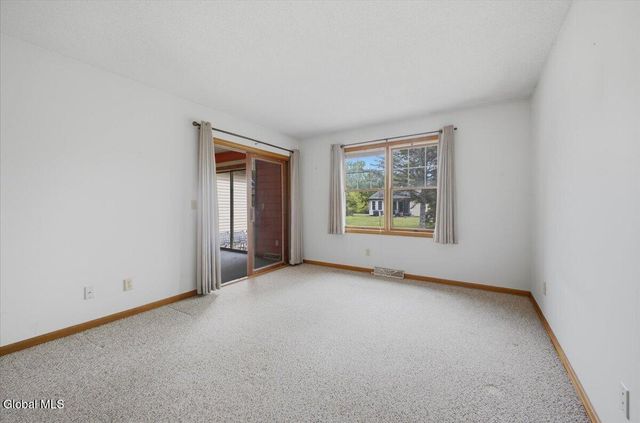 35 Walker Lane, Queensbury, NY 12804