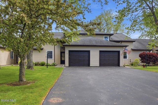 35 Walker Lane, Queensbury, NY 12804