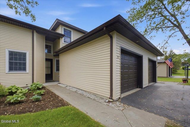 35 Walker Lane, Queensbury, NY 12804