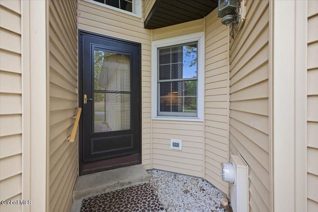 35 Walker Lane, Queensbury, NY 12804