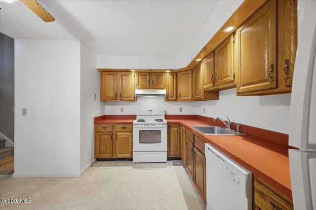 35 Walker Lane, Queensbury, NY 12804
