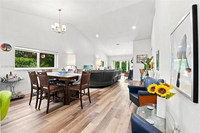 3913 NW 72nd Lane, Coral Springs, FL 33065