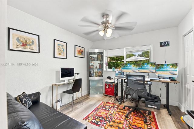3913 NW 72nd Lane, Coral Springs, FL 33065