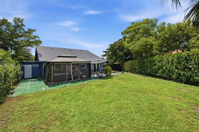 3913 NW 72nd Lane, Coral Springs, FL 33065
