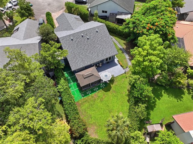 3913 NW 72nd Lane, Coral Springs, FL 33065