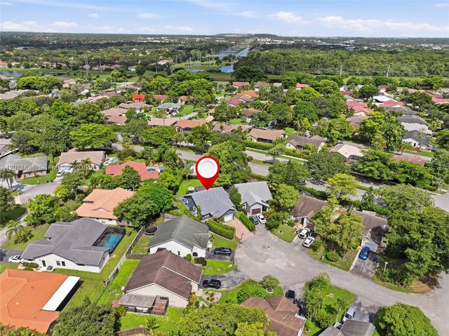 3913 NW 72nd Lane, Coral Springs, FL 33065