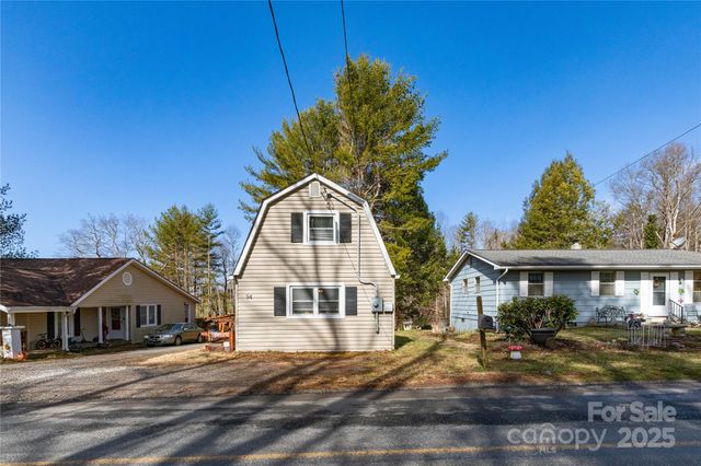 94 Church Road, Fairview, NC 28730